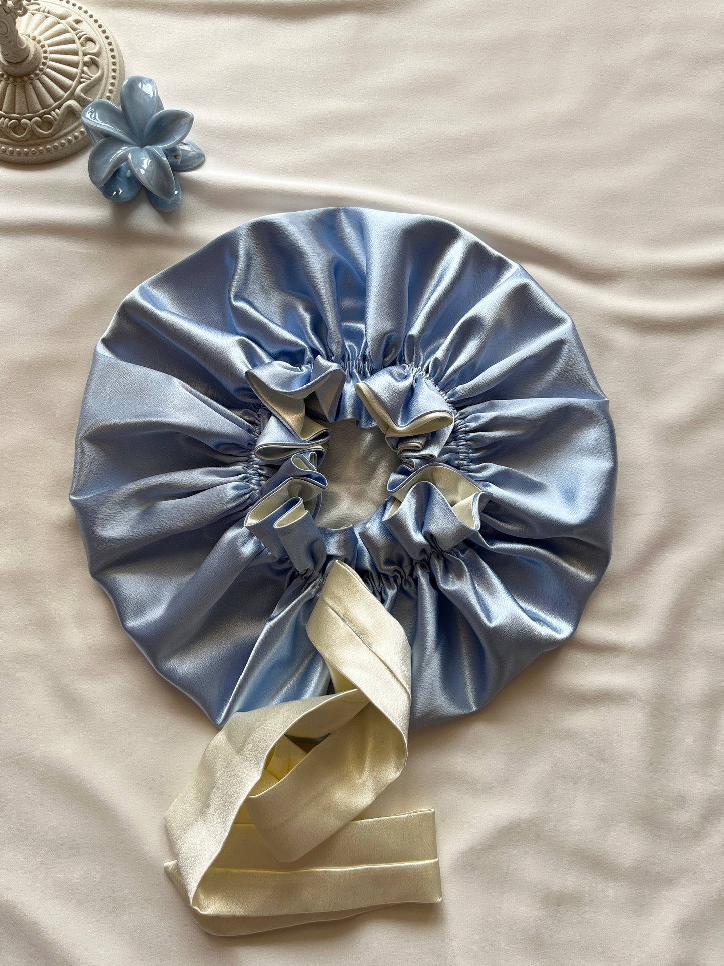 Fleur De Lune Satin Hair Bonnet